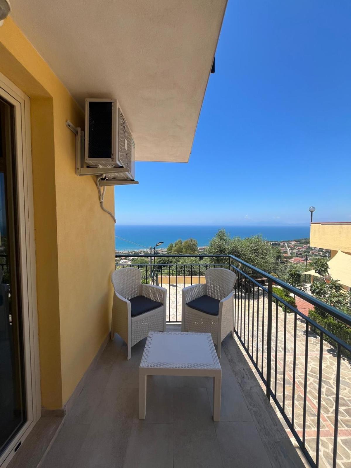 B&B "L'Eco Del Mare" Agropoli Exterior photo